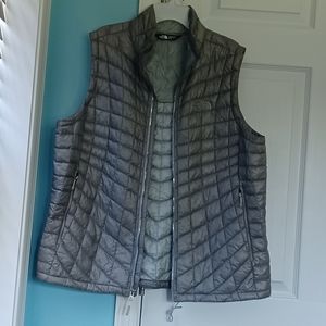 North face layering vest